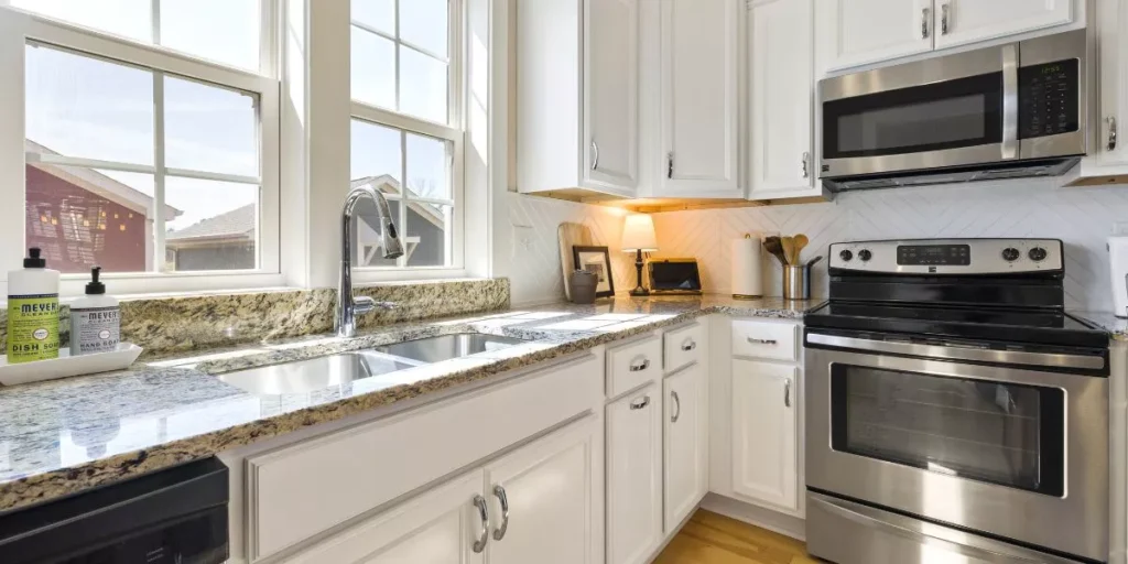 How Do You Choose the Right Appliances for a Modern Kitchen?